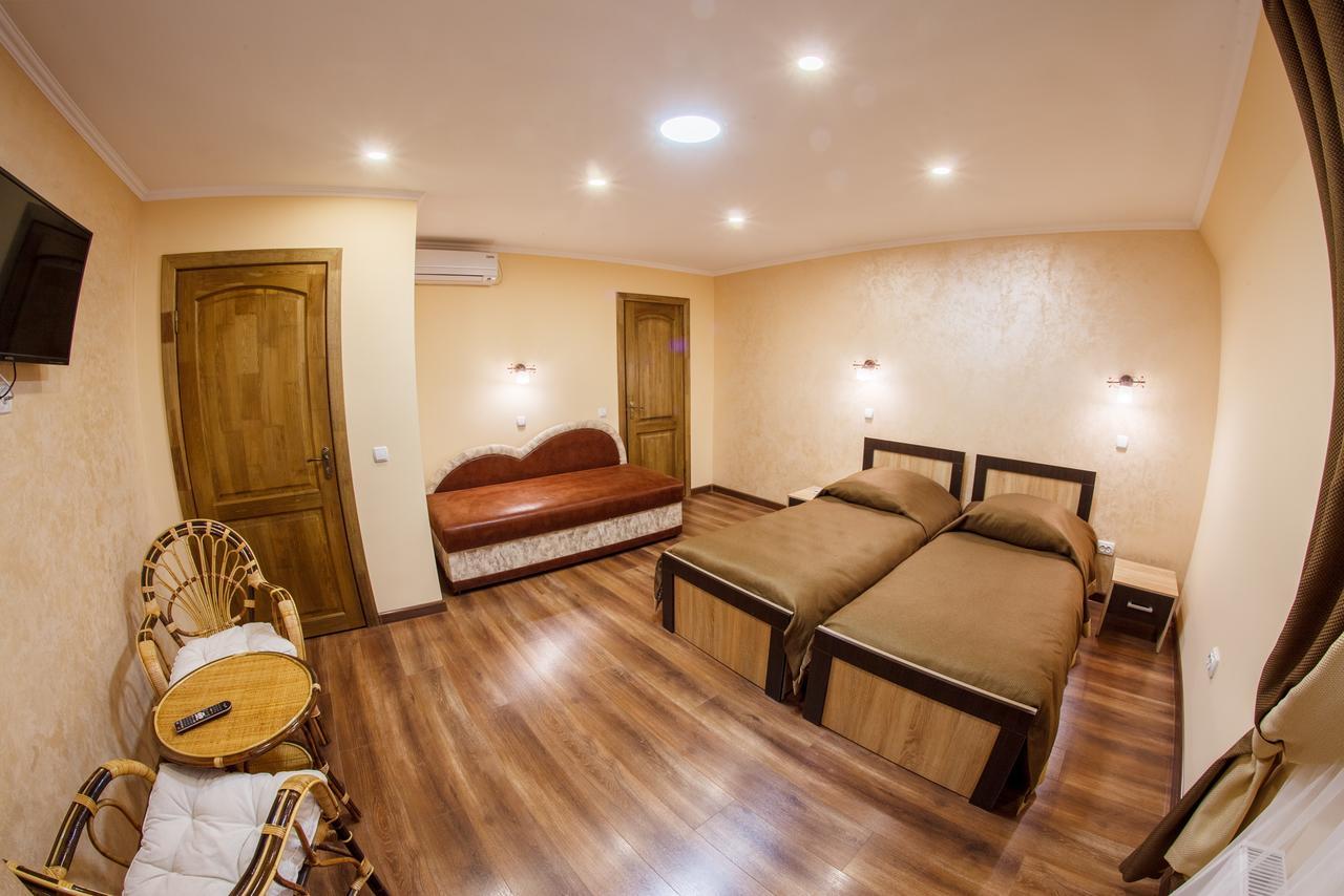 Panorama Apart-Hotel Kamianets-Podilskyi Luaran gambar